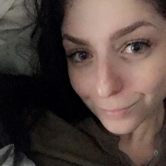 Meet your Posher, Jilly - Picture 1 of 1